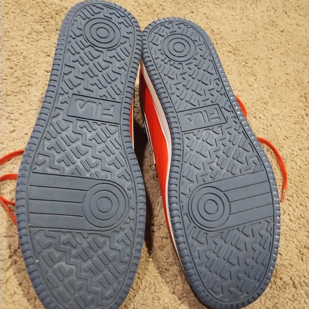 Shoes - Picture 3 of 9